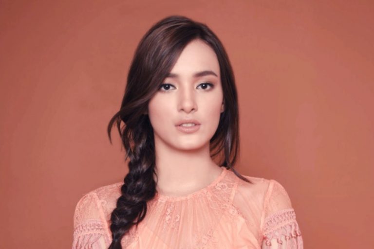 Biodata Profil Dan Fakta Artis Mawar De Jongh Up Info Situs Hiburan Gosip Artis Terbesar